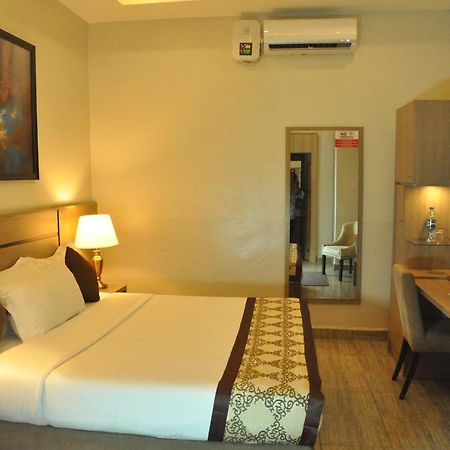 Moz One Executive Guest Rooms Agadez Mobushipe Ngoại thất bức ảnh
