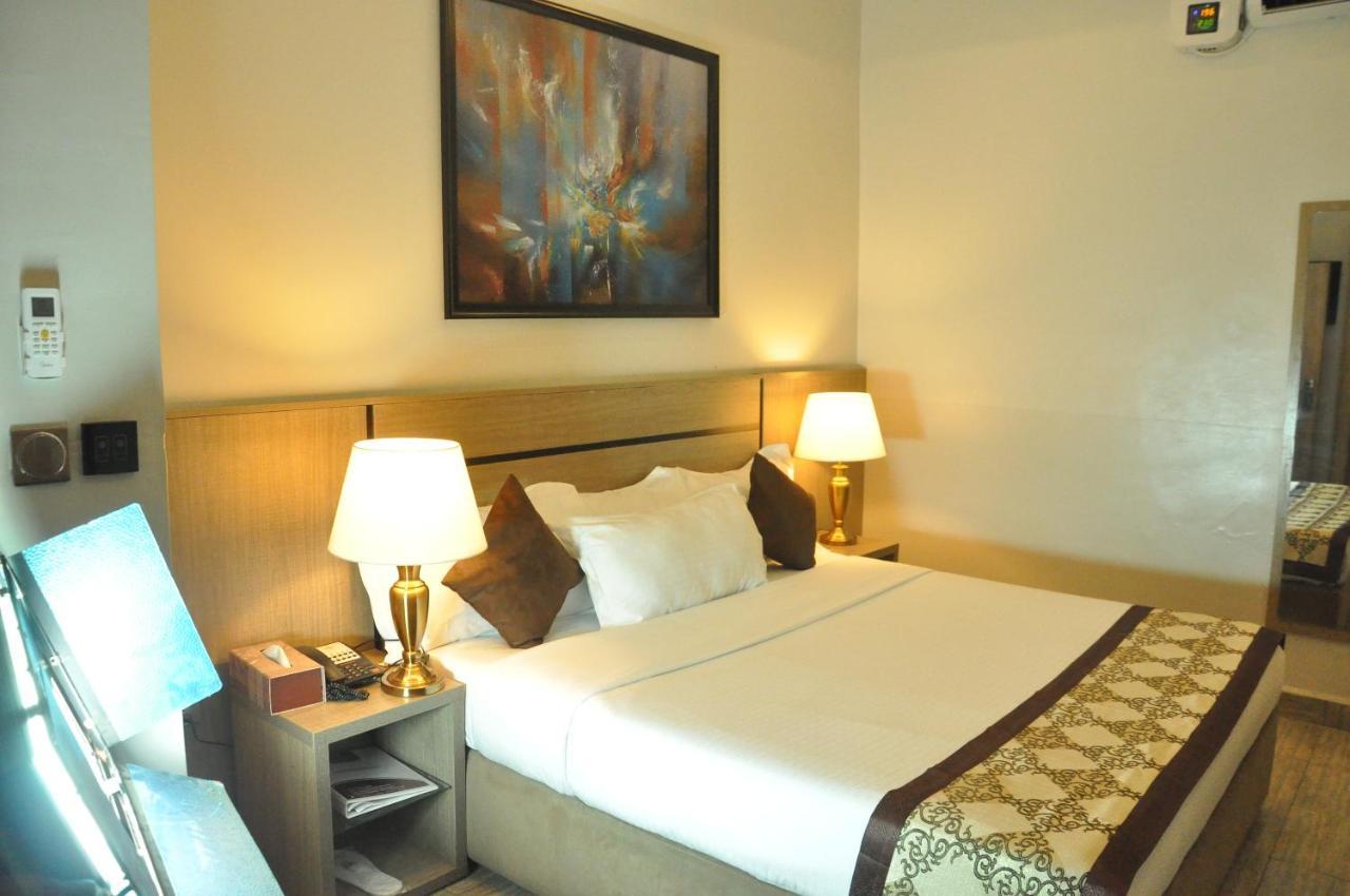 Moz One Executive Guest Rooms Agadez Mobushipe Ngoại thất bức ảnh